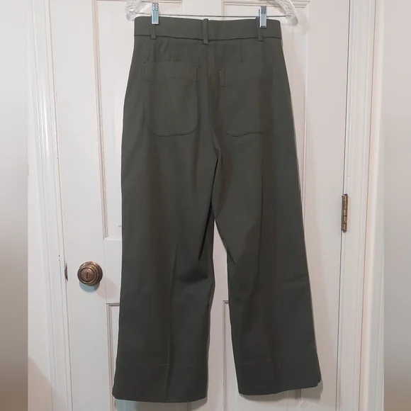 NWT Spanx Deep Pine Green Wide-Leg Stretch Twill Crop Pants, Size M - Picture 3 of 11